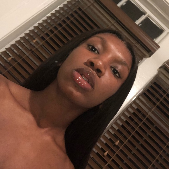 aisha88102